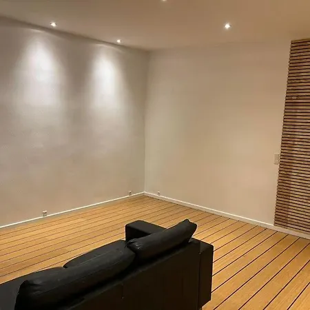 アパート Med Eget Bad, Kokken Og Terasse *